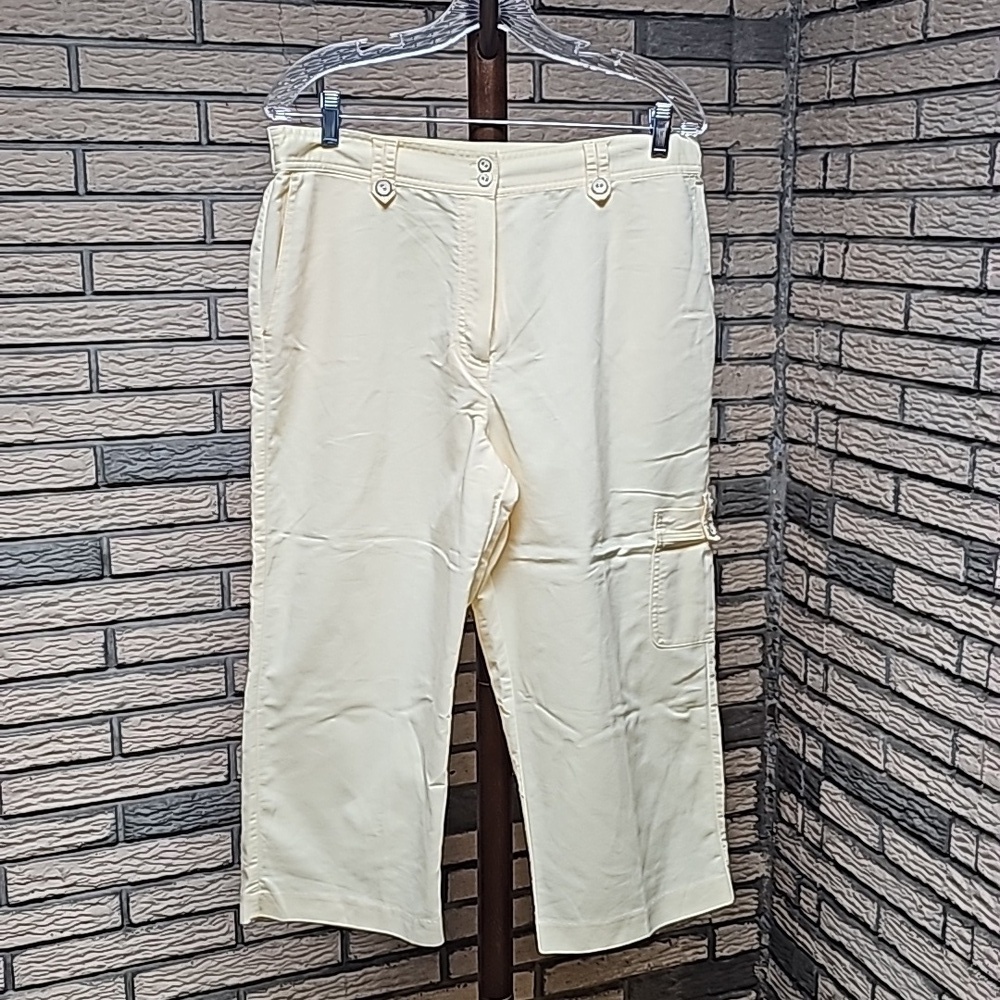 Alfred Dunner Capris Sz 14 Pretty Yellow